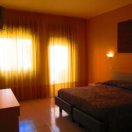 金字塔酒店 洛卡卢美拉