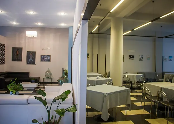 La Piramide Hotel Roccalumera