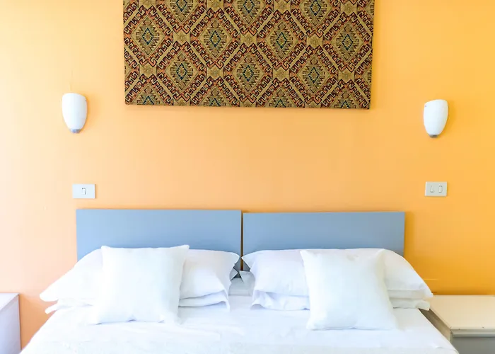 La Piramide Hotel Roccalumera