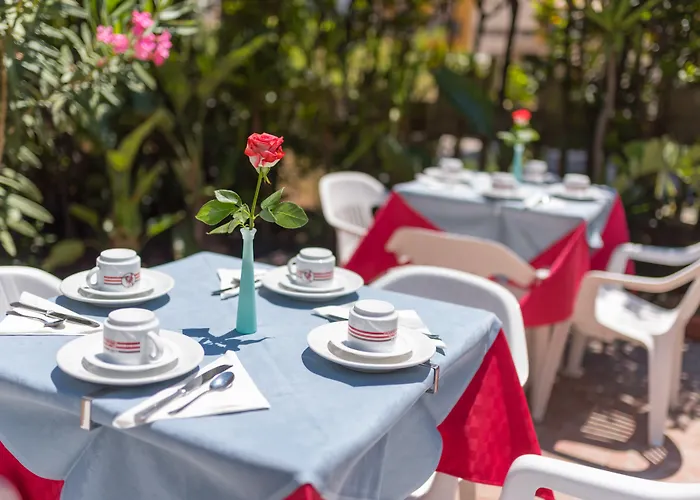 La Piramide Hotel