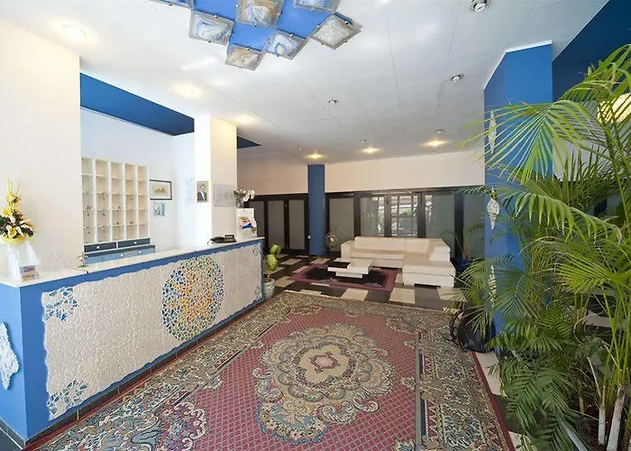 La Piramide Hotel