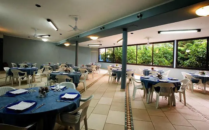 La Piramide Hotel