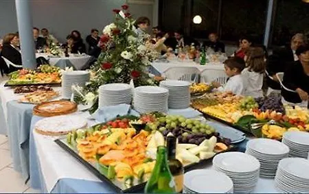 La Piramide Szálloda Roccalumera